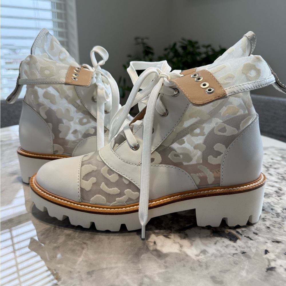 Baldinini White and Beige Patterned Moto Boots 🌟